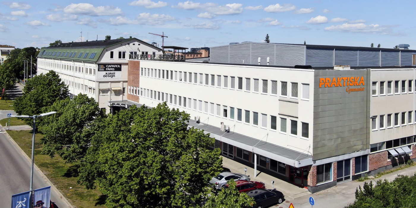 Diös signs new lease.