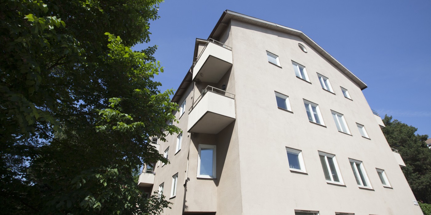 Frisen 1 on Skulptörvägen 24 in Stockholm.