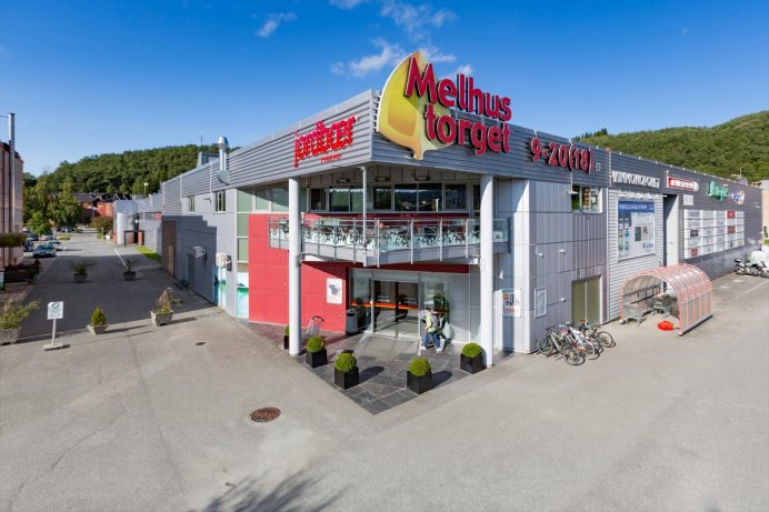 Melhustorget. 