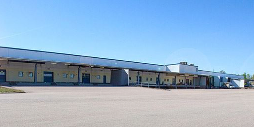 Catena leases premises to Alvestaglass.