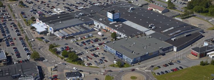 Skandia Fastigheter acquires two properties at Backaplan, Gothenburg.