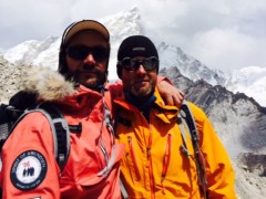 In April 2014, Runar Vatne and Simen Haare tried to reach the top of Mount Everest, but had to give up due to a slide accident.